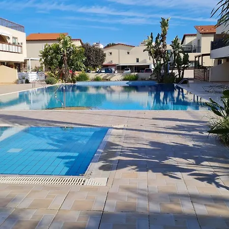The Olive Grove Escape, Eleonas Apts شقة Sotira (Famagusta)